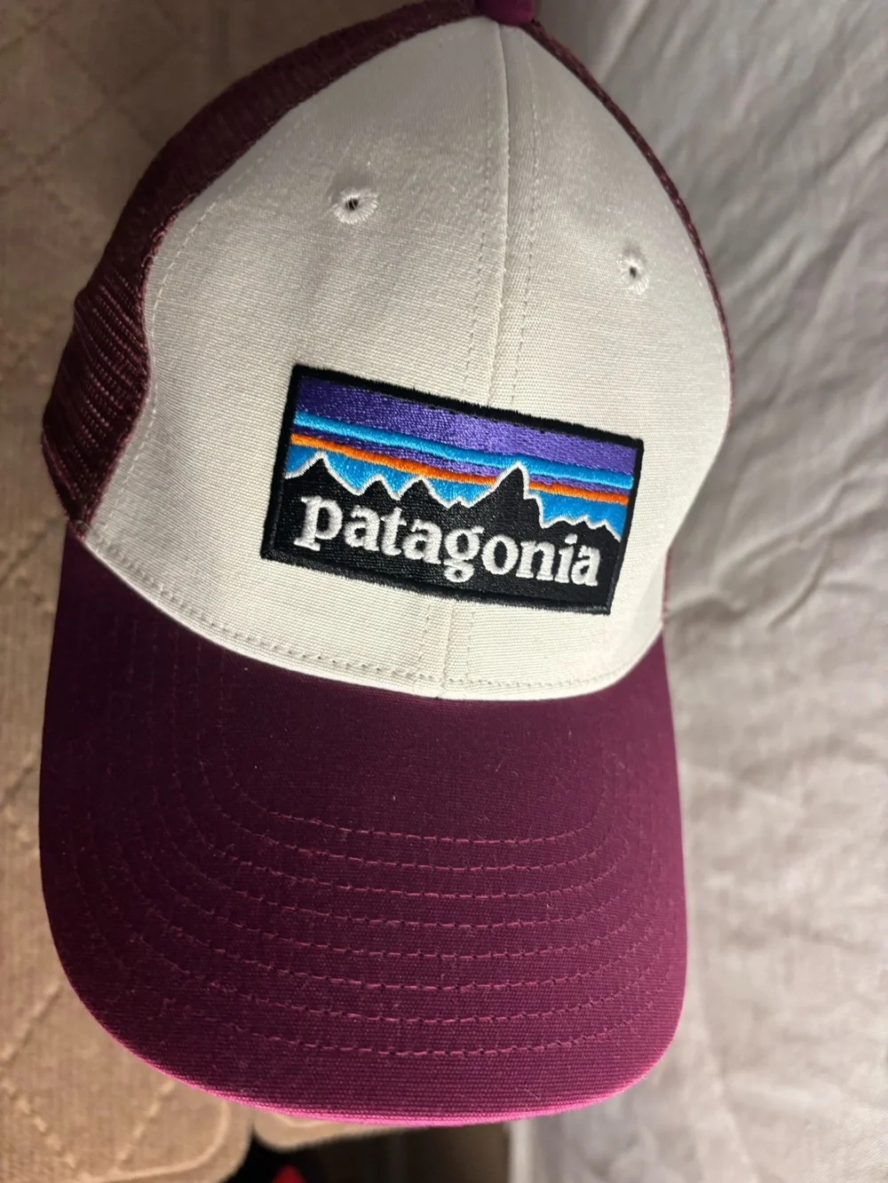 Patagonia trucker hat Maroon and white